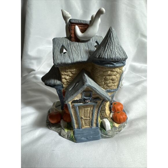 Vintage PartyLite Haunted Tealight House P7311 Retired Ghost Halloween Spooky 8’ - Picture 9 of 11